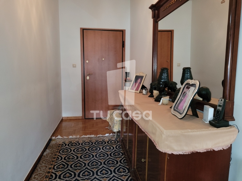 property-img