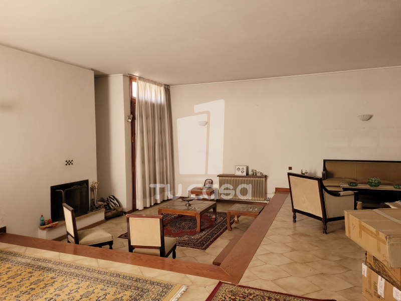 property-img