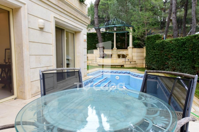 property-img